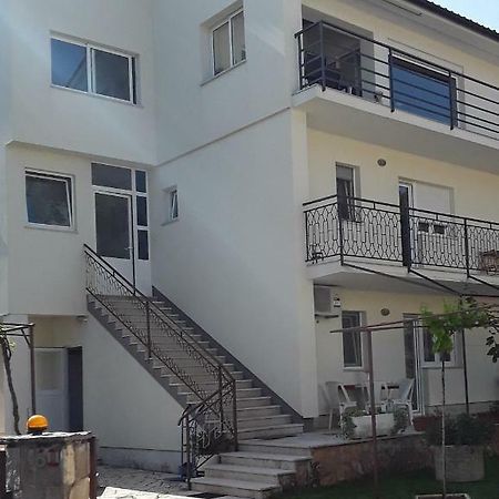 Apartment Mirta Пула Экстерьер фото