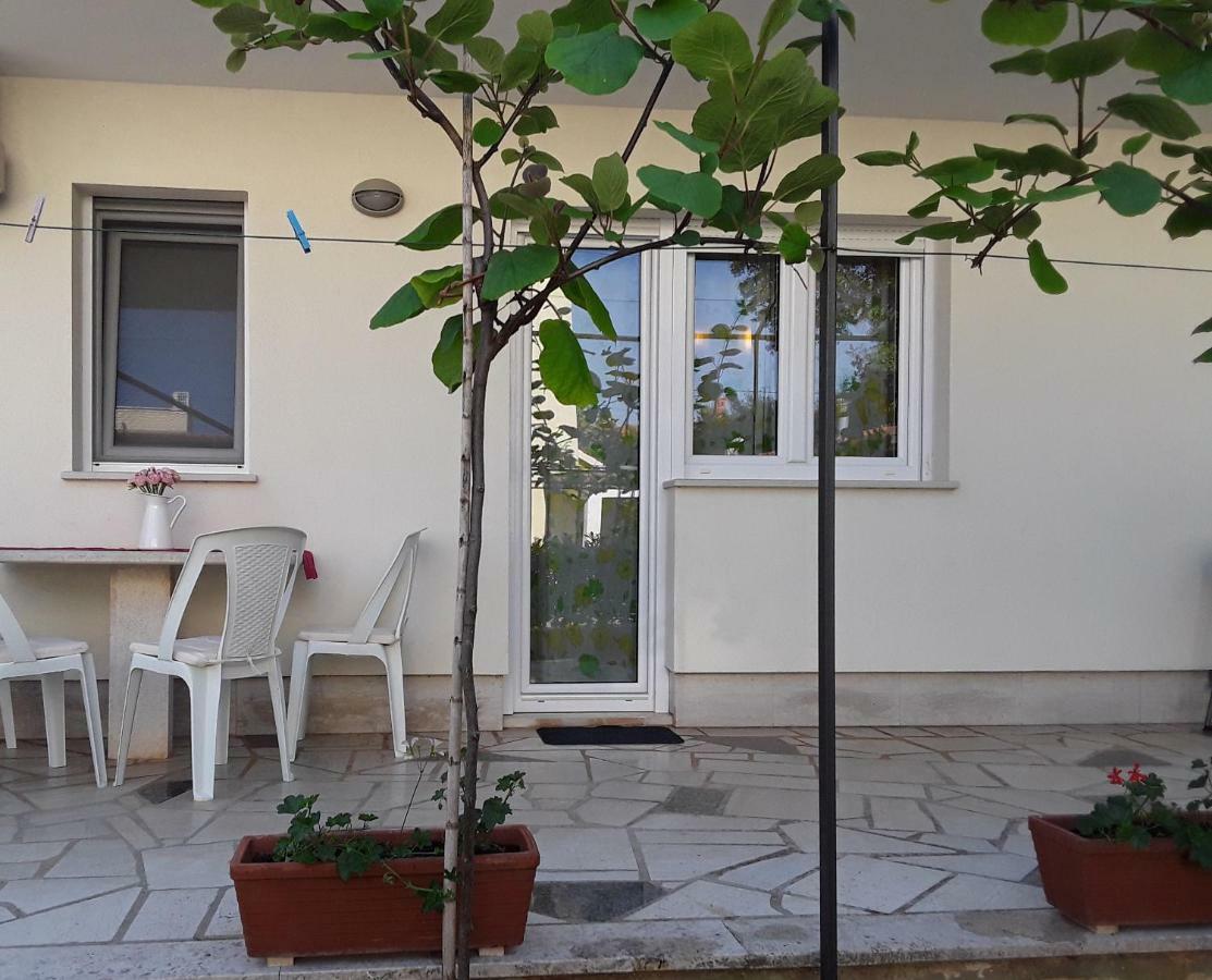 Apartment Mirta Пула Экстерьер фото